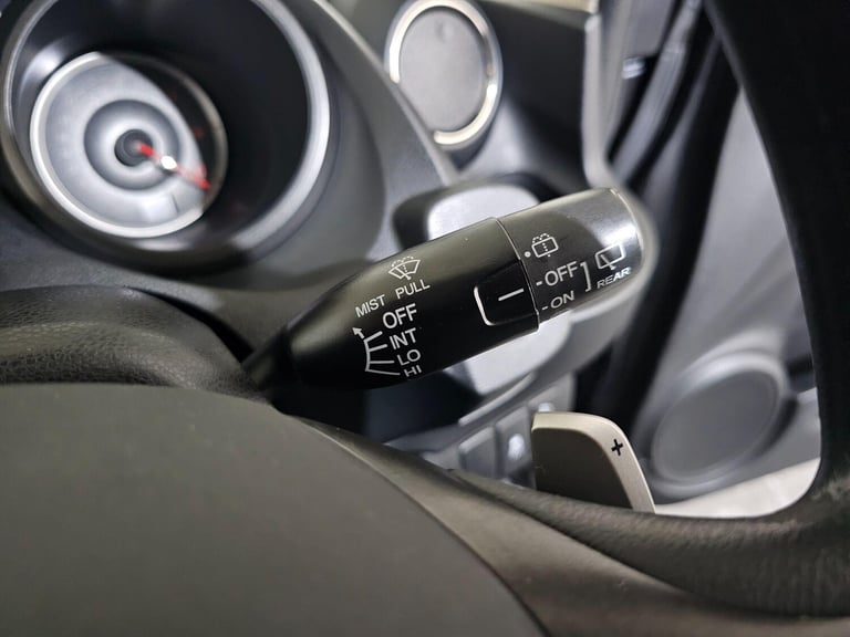 2011 Honda Jazz 1.4 i-VTEC ES CVT Euro 5 5dr HATCHBACK Petrol Automatic