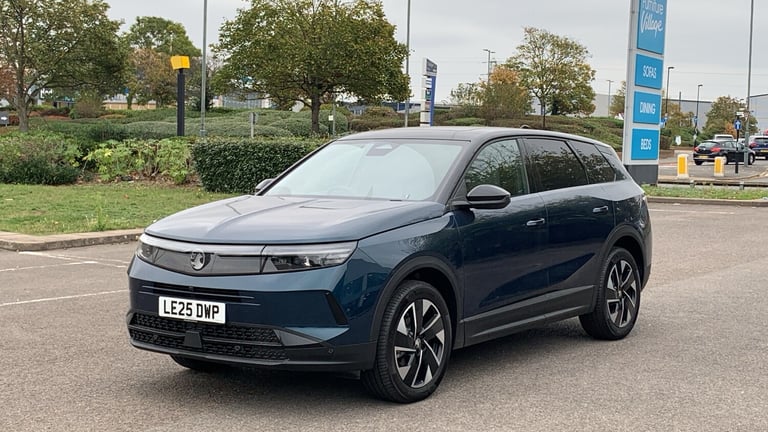 2025 Vauxhall Grandland 1.2 MHEV Ultimate SUV 5dr Petrol Hybrid e-DCT Euro 6 (s/s) (136 ps) SUV H...