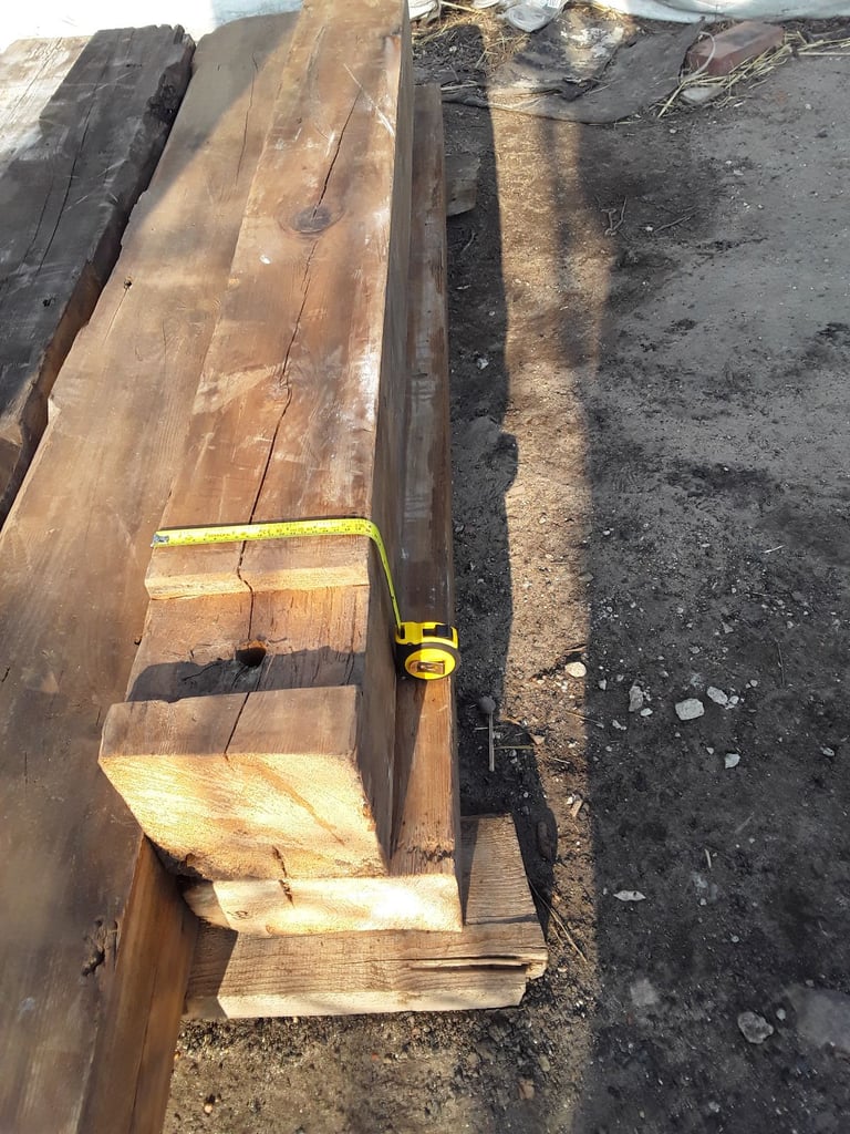 Reclaimed 200 years old, solid pine beam. 5.8 feet long. 