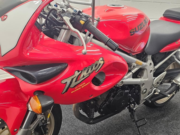 SUZUKI TL1000S ** Low Mileage - 12 Months MOT - Nationwide Warranty **