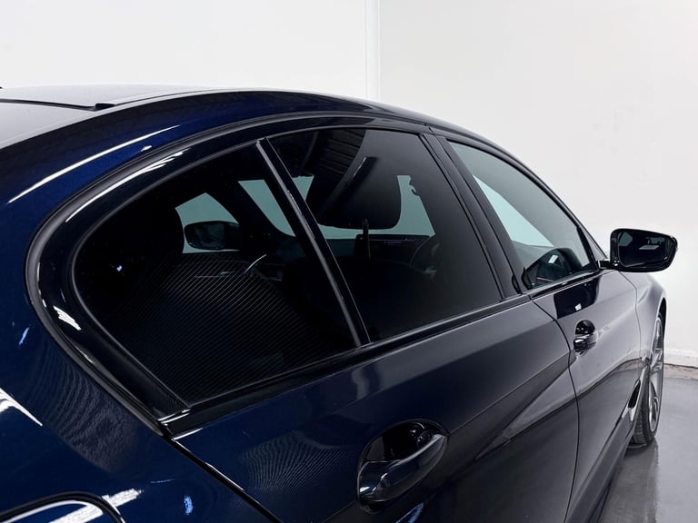 2022 BMW 5 Series 4.4 M550i V8 Saloon 4dr Petrol Steptronic xDrive Euro 6 (s/s) (530 ps) SALOON P...