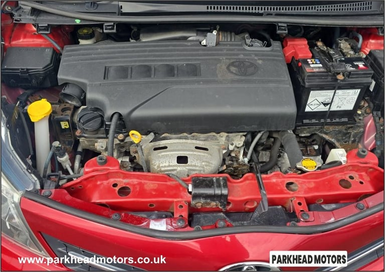 TOYOTA Yaris 2012 1.33 Dual VVT-i TR Hatchback 5dr Petrol Manual Euro 5