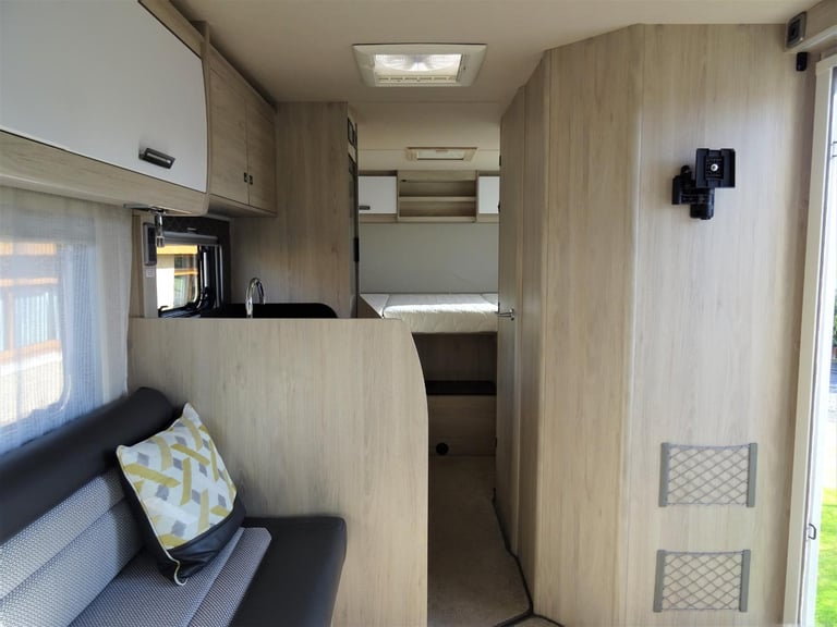 AutoTrail Tribute F70 - 2020 - 4 Berth - Rear Fixed Bed - Motorhome for sale