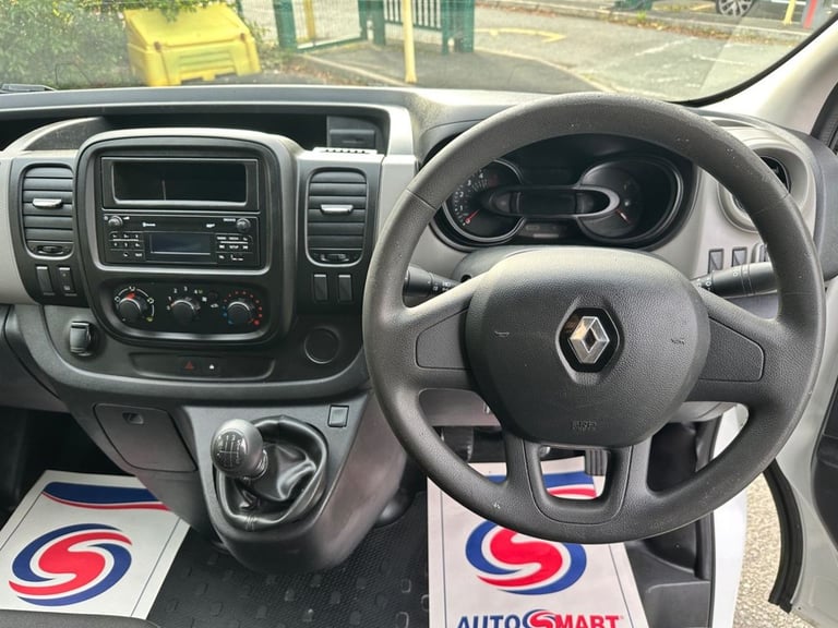 2018 Renault Trafic SL27 dCi 120 Business Van PANEL VAN DIESEL Manual