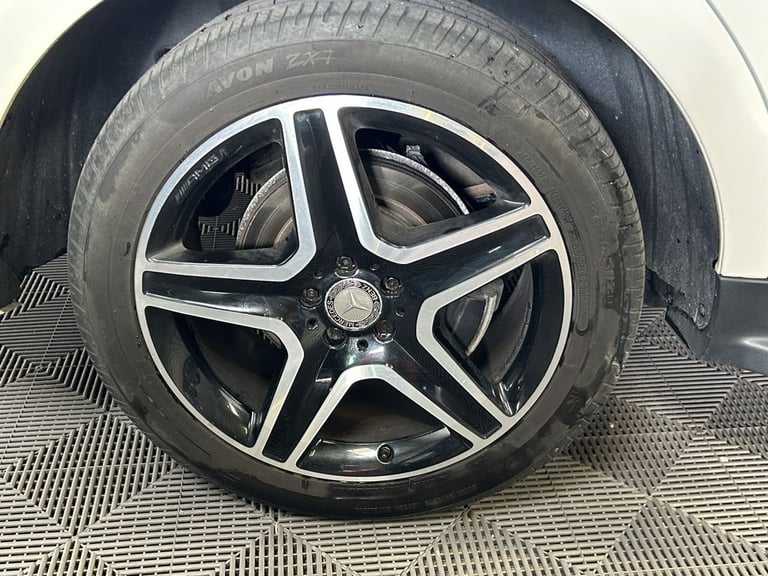2016 Mercedes-Benz GLE-Class 3.0 GLE350d V6 AMG Line (Premium Plus) SUV 5dr Diesel G-Tronic 4MATI...