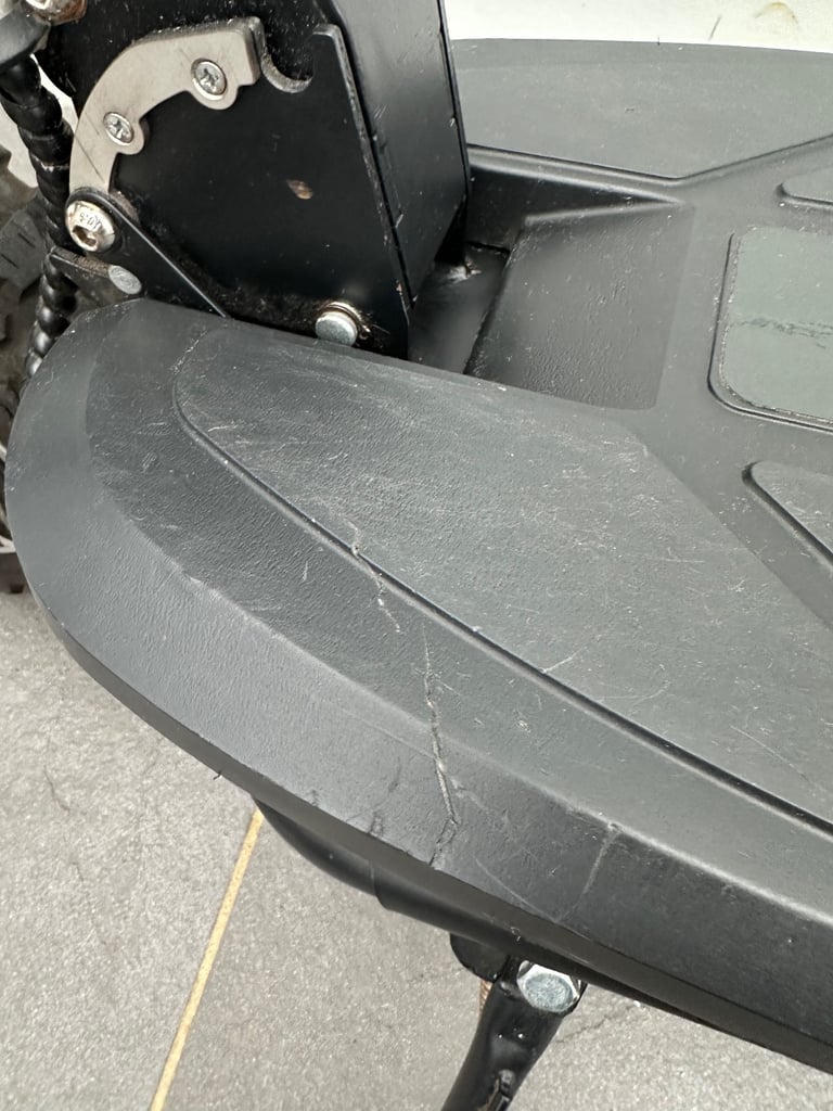 Electric scooter A Chaos GT1600 sport - Black