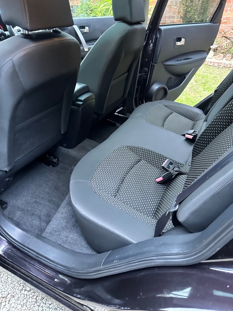 2010 Nissan Qashqai 1.5 dCi N-Tec 5dr HATCHBACK Diesel Manual