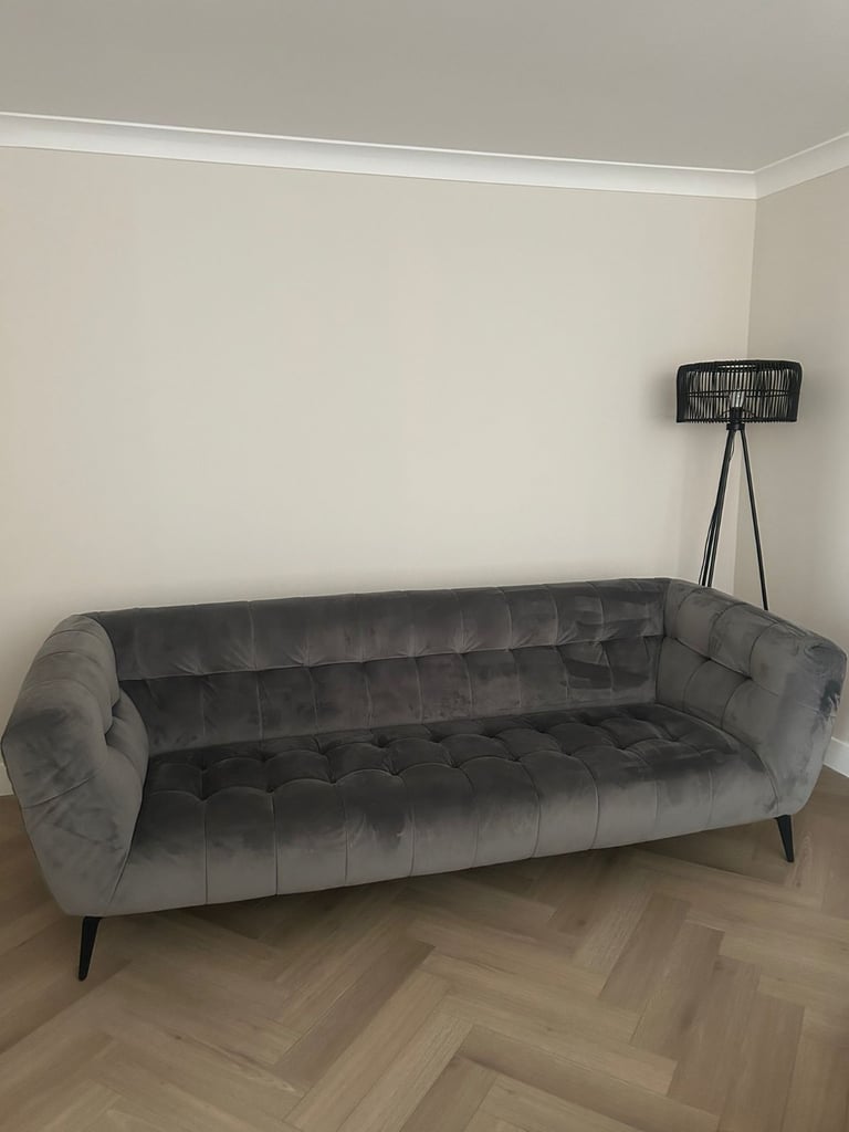 image for R&J Leather 4 Seater and 3 Seater sofa for sale