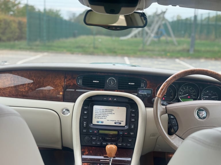 2003 Jaguar XJ XJ6 3.0 V6 SE 4dr Auto SALOON Petrol Automatic