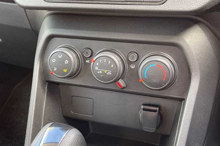 2023 Dacia Sandero 1.0 TCe Expression Hatchback 5dr Petrol CVT Euro 6 (s/s) (90 ps) Hatchback Pet...
