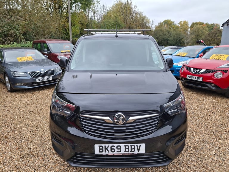 2019 Vauxhall Combo 1.5 Turbo D 2300 Edition Panel Van 6dr Diesel Manual L2 H1