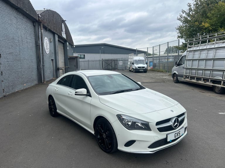 MERCEDES-BENZ CLA 2.1 CLA200d Sport 2017