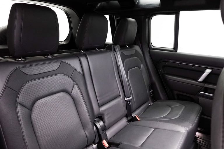 2022 Land Rover Defender 110 3.0 D300 MHEV X-Dynamic HSE SUV 5dr Diesel Auto 4WD Euro 6 (s/s) (30...
