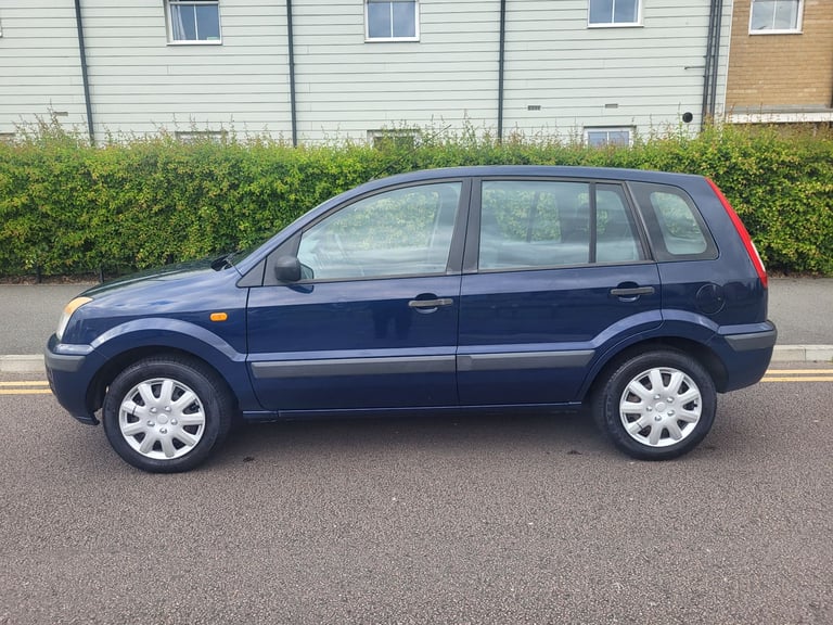 Ford fusion 1.4 style. 1 owner from new . Tidy car