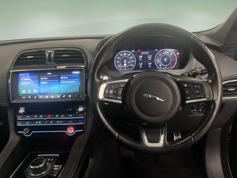 2019 Jaguar F-Pace 2.0 D180 Chequered Flag Auto AWD Euro 6 (s/s) 5dr ESTATE Diesel Automatic
