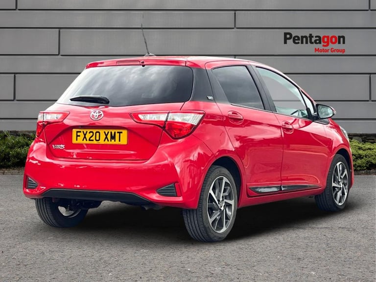  Toyota Yaris 1.5 Vvt I Y20 Bi Tone Hatchback 5dr Petrol Manual Euro 6 111 Ps