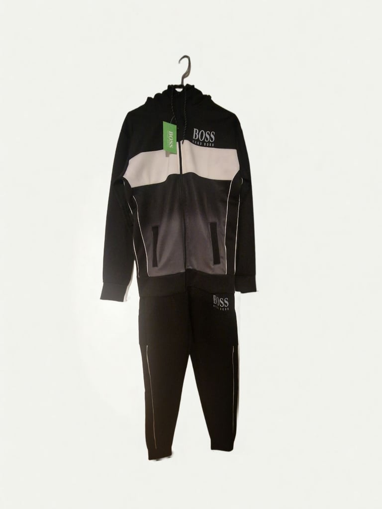 Mens Tshirt 10f , mens tracksuit set 40f