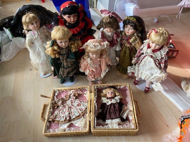 Gumtree dolls sales