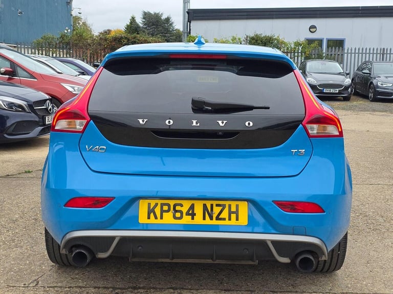 VOLVO V40 1.6 T3 R-Design Nav Euro 5 (s/s) 5dr 2014