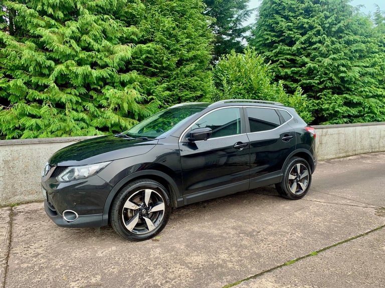 Nissan Qashqai **FULL YEARS MOT**