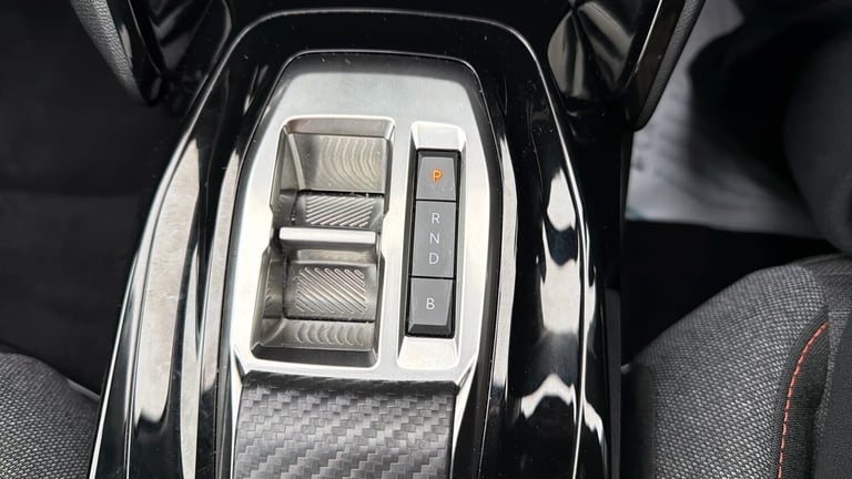 2025 Peugeot 208 50kWh Active Premium + Hatchback 5dr Electric Auto (7.4kW Charger) (136 ps) Hatc...