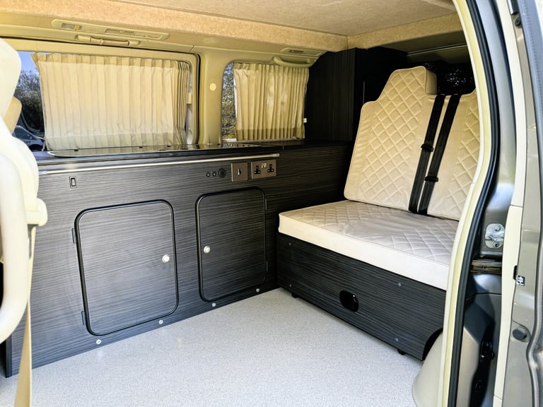 NISSAN ELGRAND FACE LIFT CAMPER VAN 3.5 V6 PETROL FULL SIDE KITCHEN CONVERSION