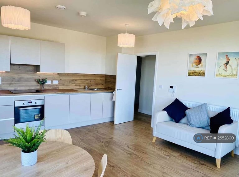 2 bedroom flat in North End Road, London, HA9 (2 bed) (#2652800)