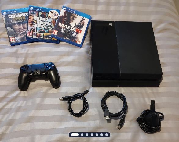 image for Sony Playstation 4 Bundle