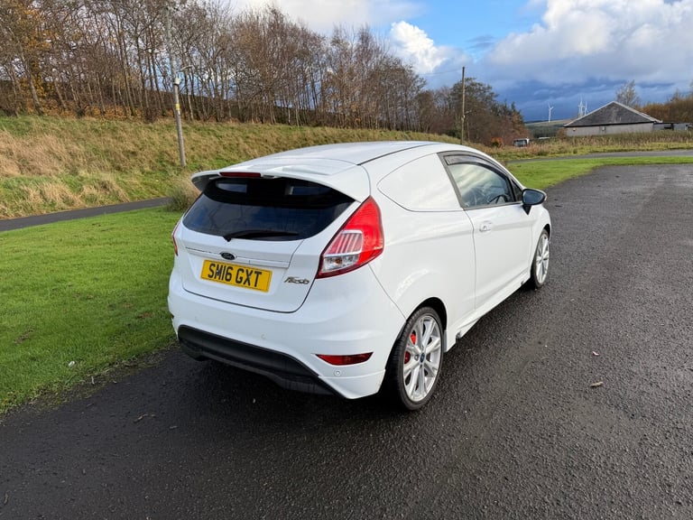 2016 Ford Fiesta 1.5 TDCi Sport Van CAR DERIVED VAN Diesel Manual