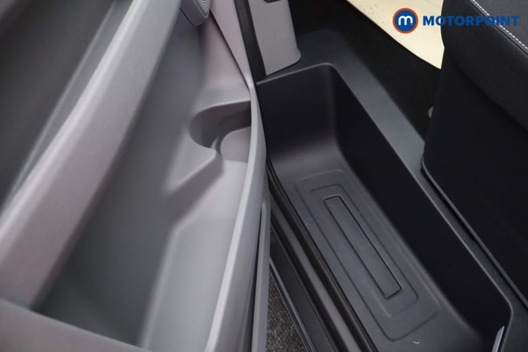 2025 Ford Transit Custom 2.0 EcoBlue 136ps H1 Double Cab Van Limited Crew Bus Diesel Manual