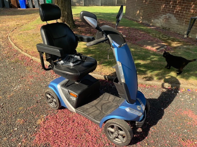 Rascal Vecta Sport 8mph Mobility Scooter - vgc