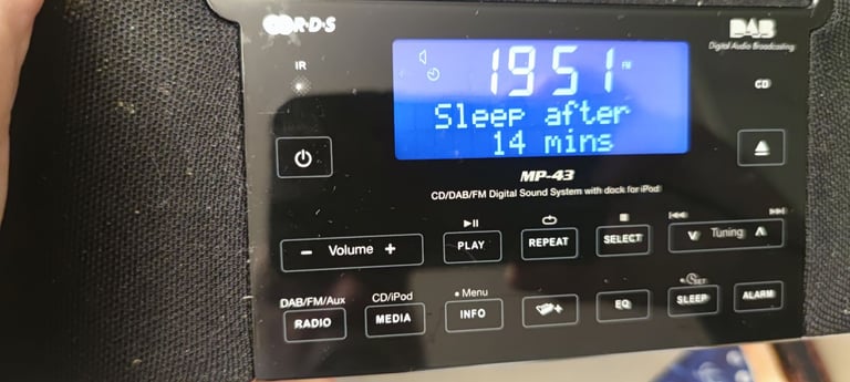 Roberts MP Sound 43 CD/DAB+/FM Black Radio. iPod dock,