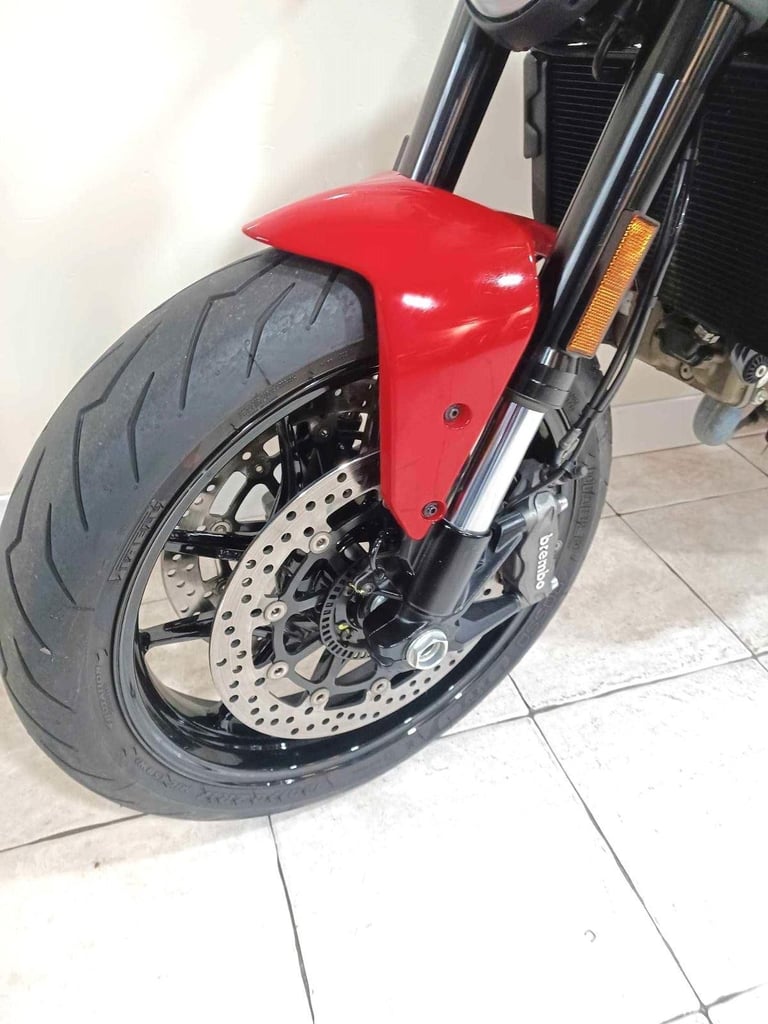 Ducati Monster PLUS 937  21-REG ONLY 1136 DRY MILES ITS MINT £8999.OTR