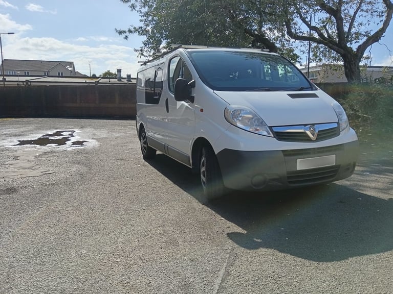 2013 Vauxhal Vivaro: Reluctant sale of my favourite van