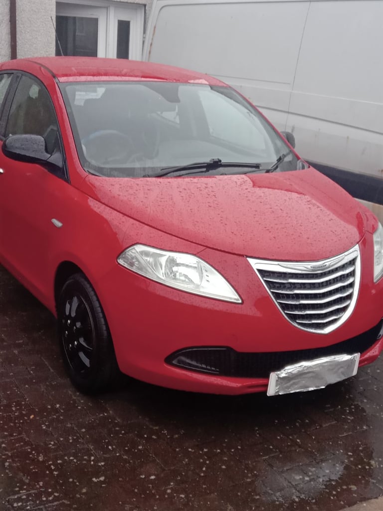 Chrysler, YPSILON, Hatchback, 2012, Manual, 1242 (cc), 5 doors