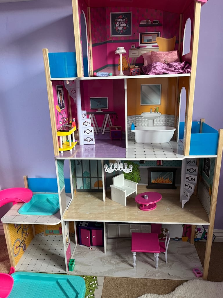 Jupiter Workshops Malibu Mansion Dolls House