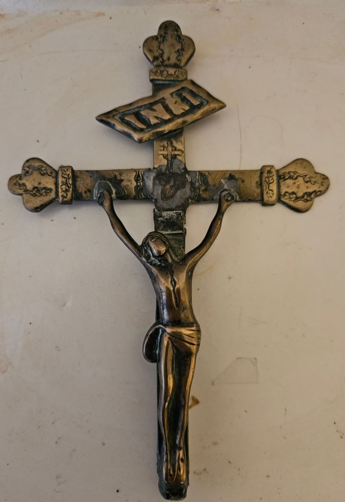image for Vintage Brass Wall Hanging Jesus Christ Christian Crucifix Cross 7&quot; X 5&quot;