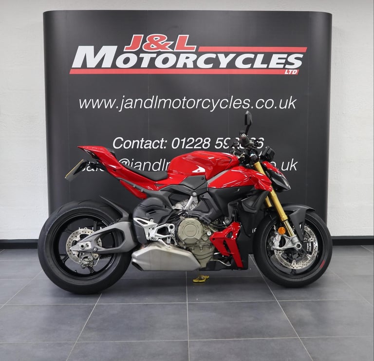 Ducati Streetfighter V4S 25 Model Year. Approved Used