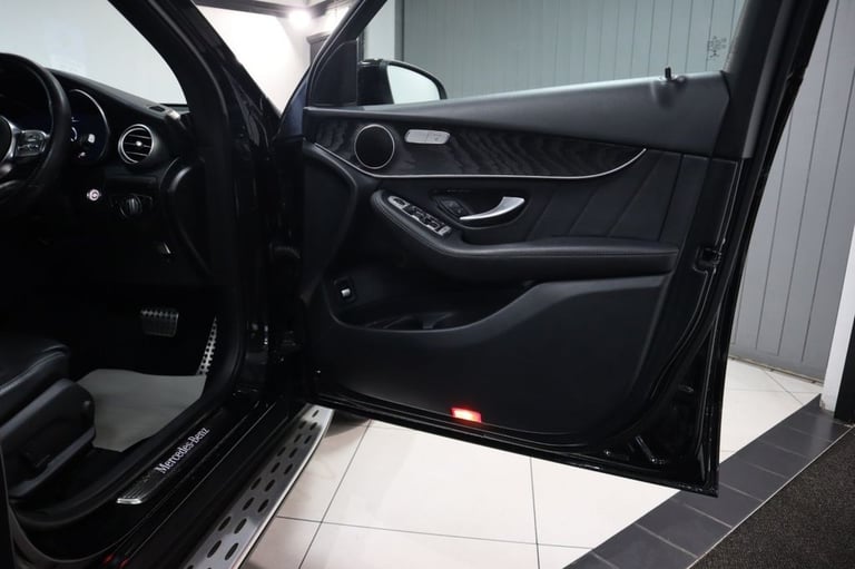 2020 MERCEDES-BENZ GLC 2.0 GLC300D AMG LINE (PREMIUM) SUV 5DR DIESEL G-TRONIC+ 4