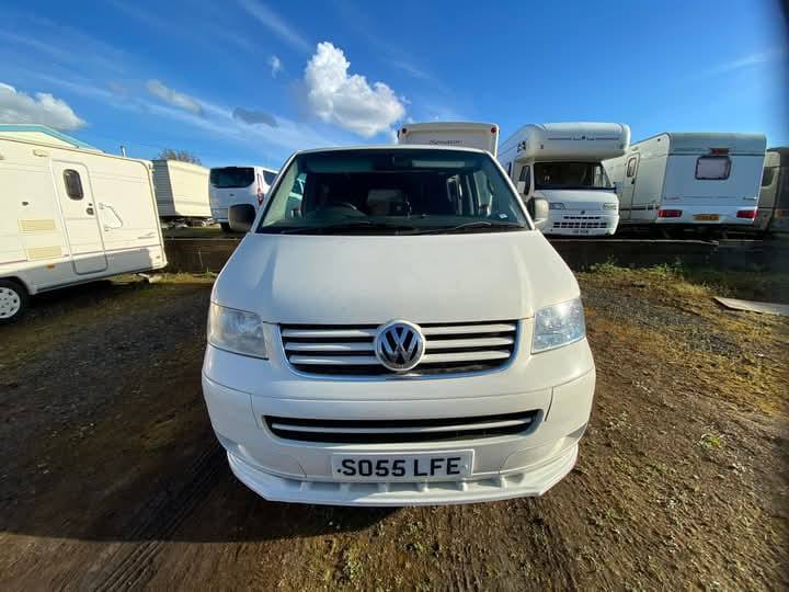 image for Volkswagen, TRANSPORTER SHUTTLE, Minibus, 2005, Manual, 2460 (cc)