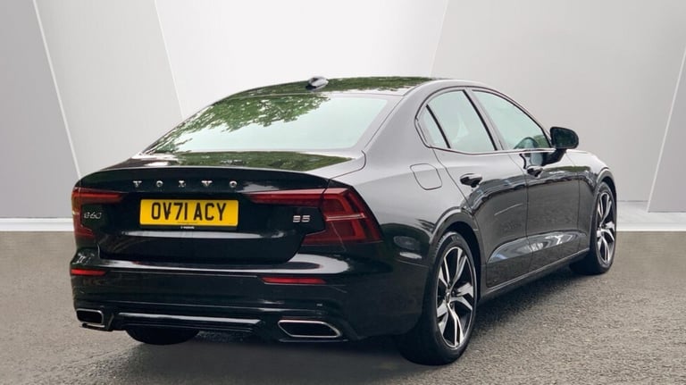 2021 Volvo S60 R-Design, B5 mild hybrid Saloon Petrol Automatic