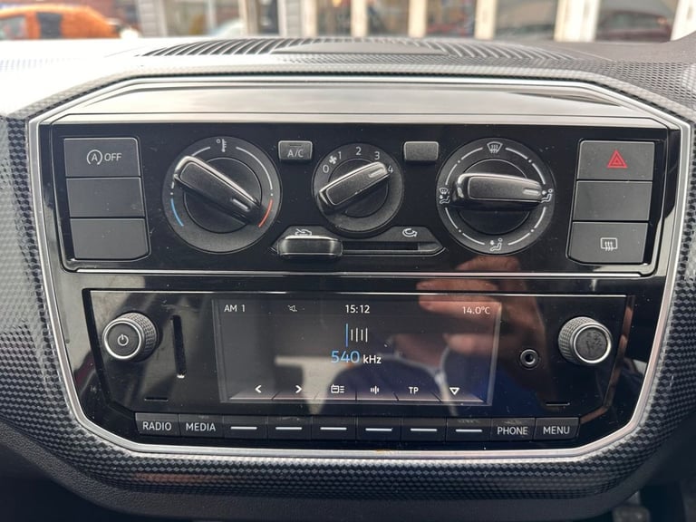 2019 69 VOLKSWAGEN UP! 1.0 MOVE UP! HATCHBACK 3DR PETROL MANUAL EURO 6 (S/S) (60