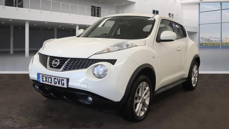 2013 Nissan Juke 1.6 Acenta 5dr [Premium Pack] HATCHBACK Petrol Manual