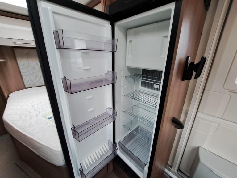 2021 Bailey Unicorn Valencia Black Edition