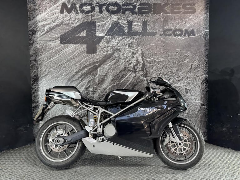DUCATI 749 DARK 2006