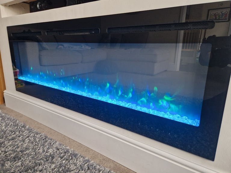 Electric wall mounted fireplace