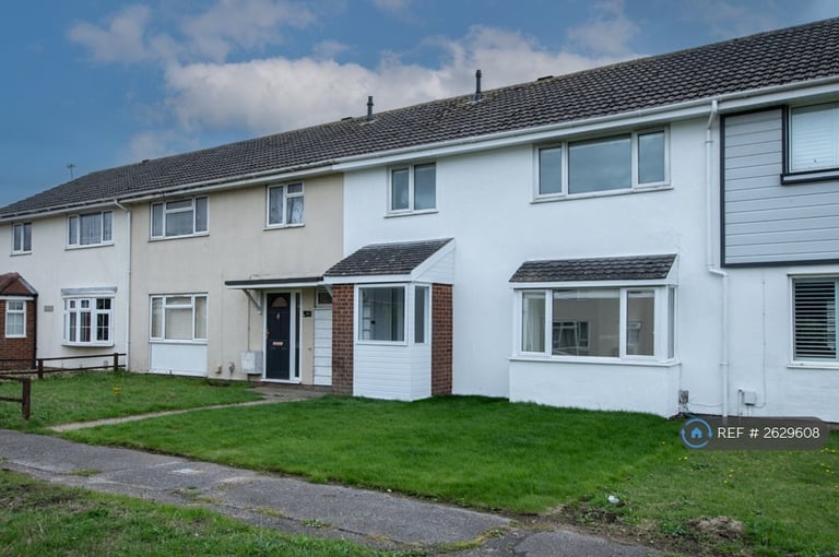 4 bedroom house in The Hawthorns, Christchurch, BH23 (4 bed) (#2629608)