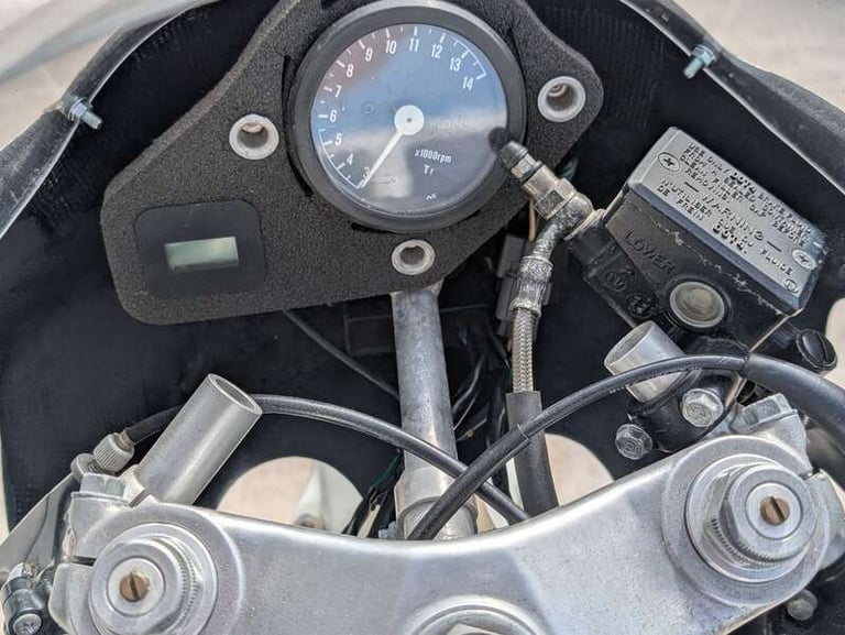  Honda RS125RF Manual