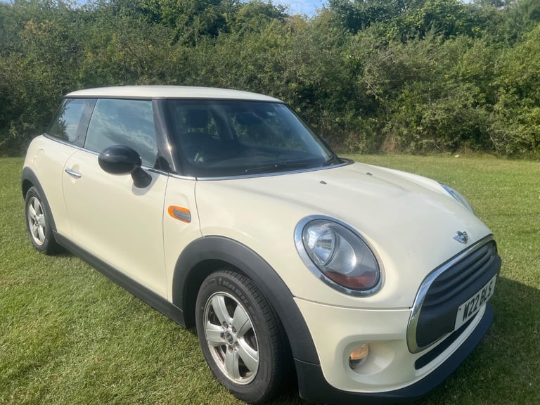 MINI HATCH 1.2 One 3-Door Hatch White Manual Petrol 2015