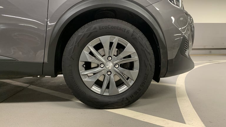 2022 Peugeot 2008 1.2 PureTech Active Premium + SUV 5dr Petrol Manual Euro 6 (s/s) (100 ps) SUV P...